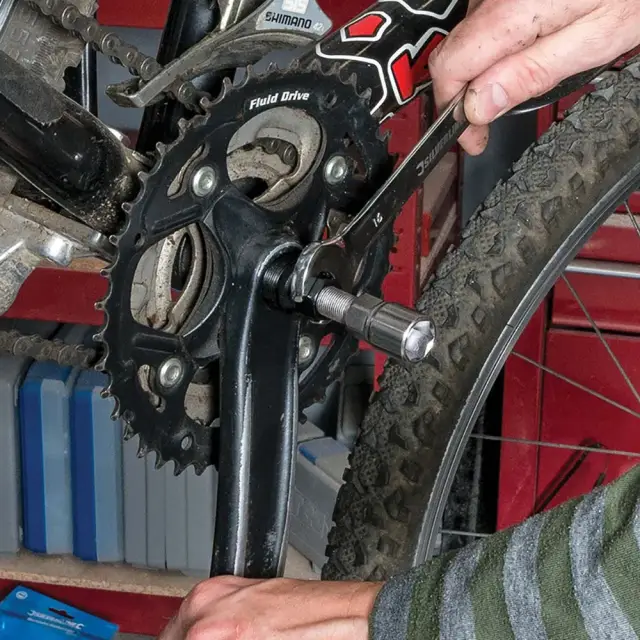 Ściągacz do korb Kwadratowo stożkowe oraz ISIS gwinty - Silverline