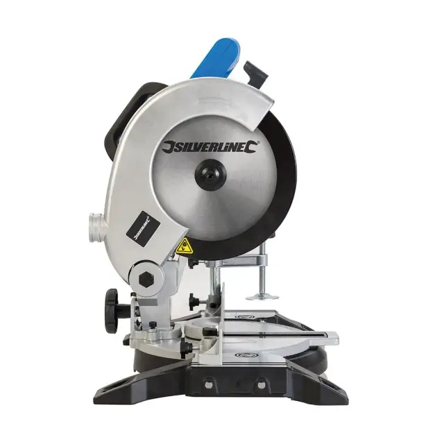 Ukośnica 210 mm, 1 400 W 1400 W - Silverline