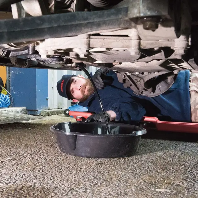 Miska do zlewania oleju 6 l - Silverline