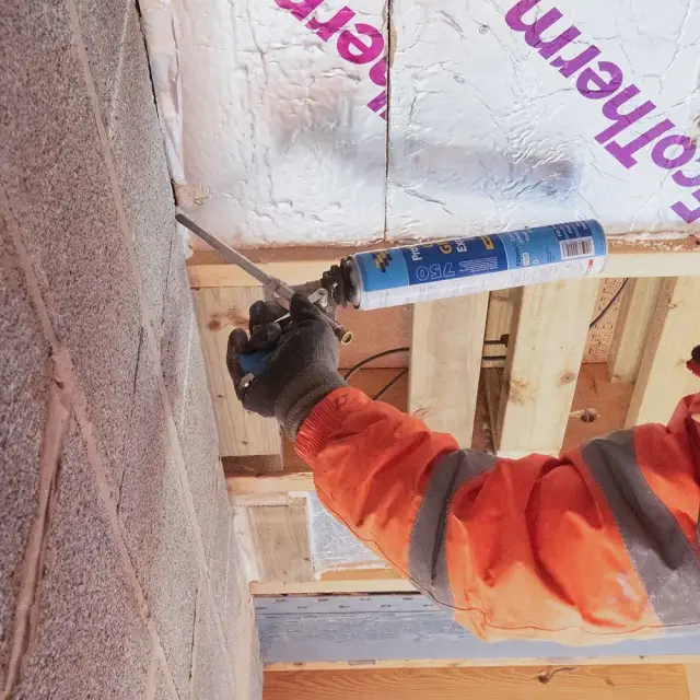 Solidny pistolet do PU pianki montażowej 200 ml - Silverline