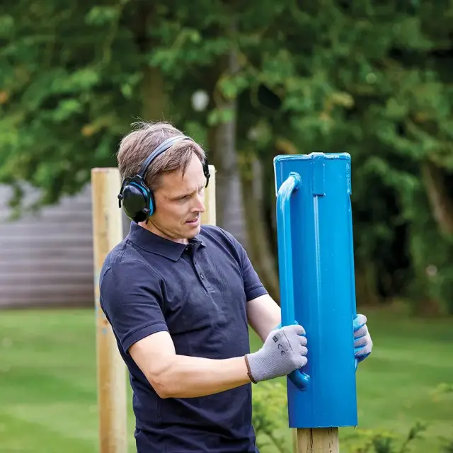 Ręczny kafar do wbijania pali 670 x 170 mm - Silverline