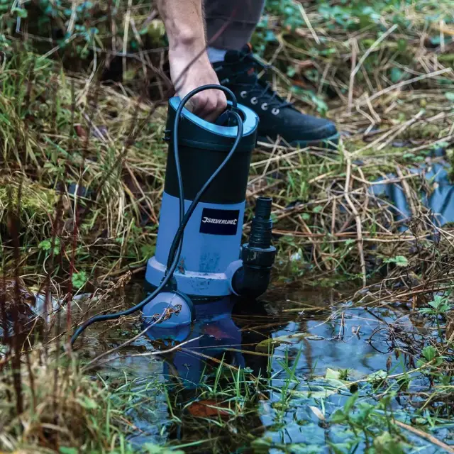 Pompa zanurzeniowa do zanieczyszczonej i czystej wody 750 W 750 W - Silverline