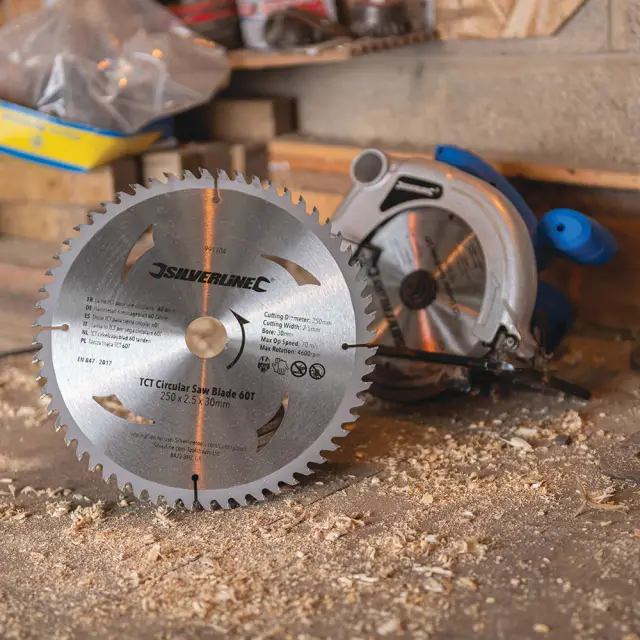 Tarcza TCT do pilarek tarczowych 40, 60 zębów, dwupak 250 x 30 - 25, 20, 16 mm pierścienie - Silverline