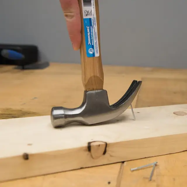 Młotek stolarski z trzonkiem hikorowym 16 oz (454 g) - Silverline